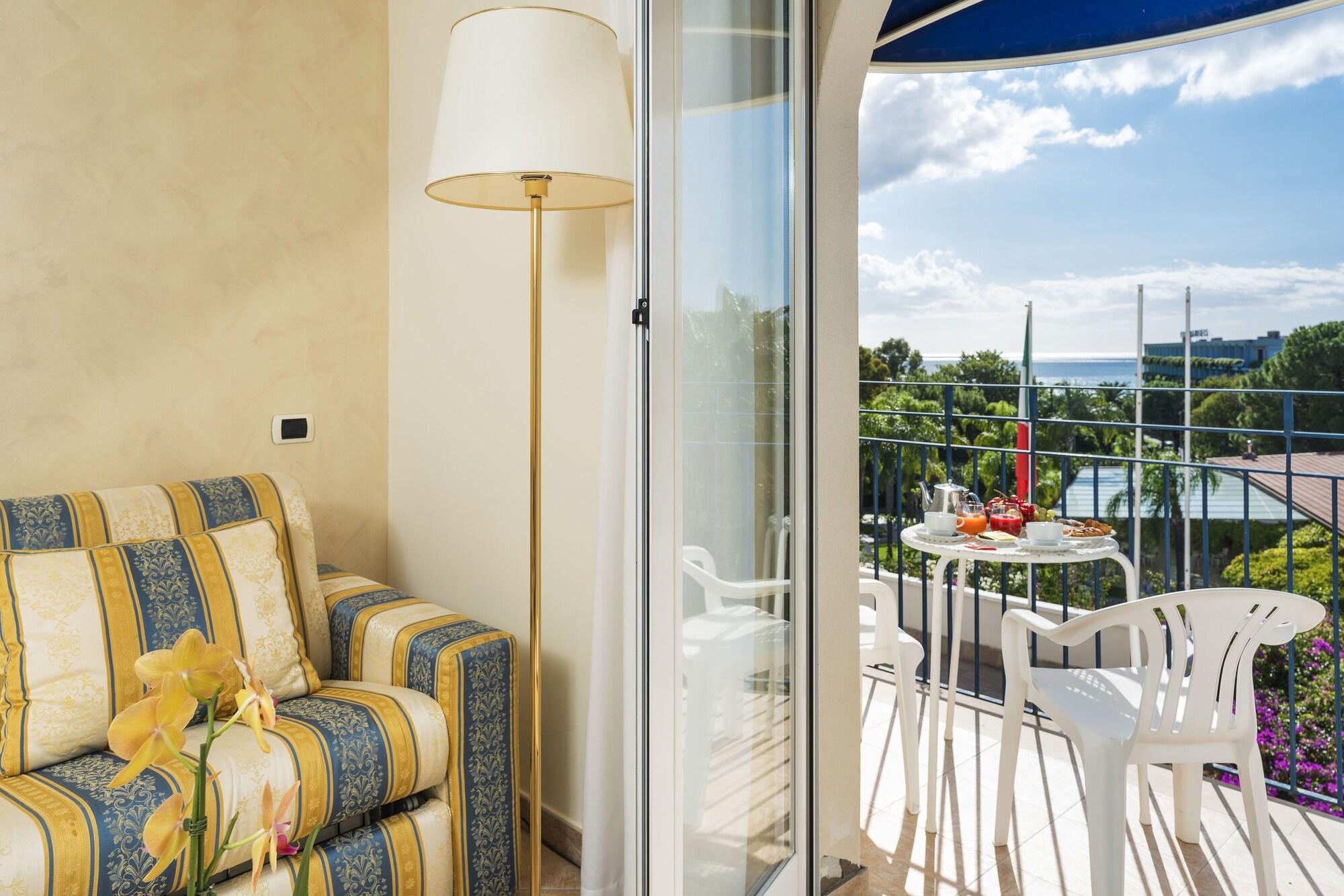 Sant Alphio Garden Hotel & Spa Giardini Naxos Eksteriør bilde